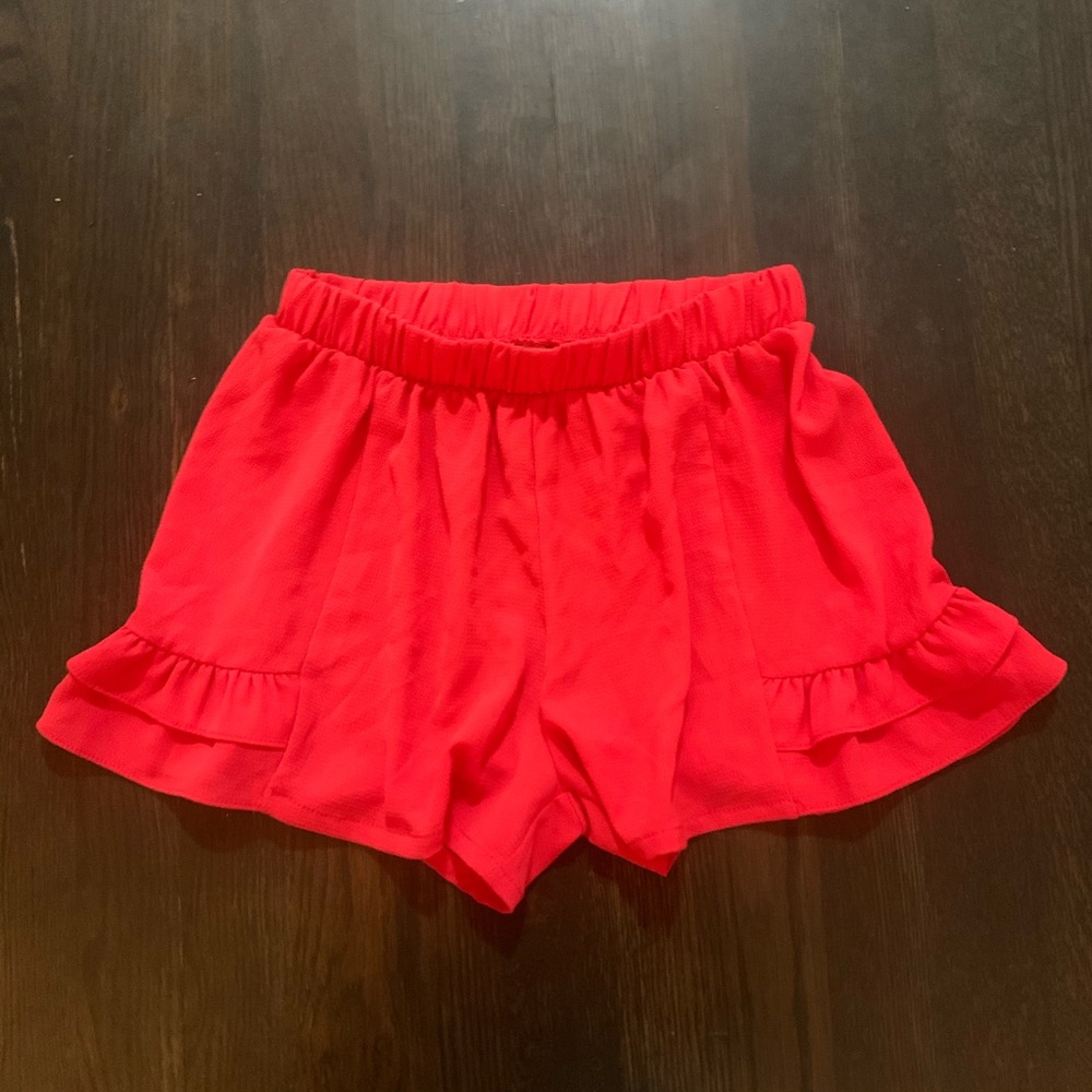 Ruffle detail flowy shorts